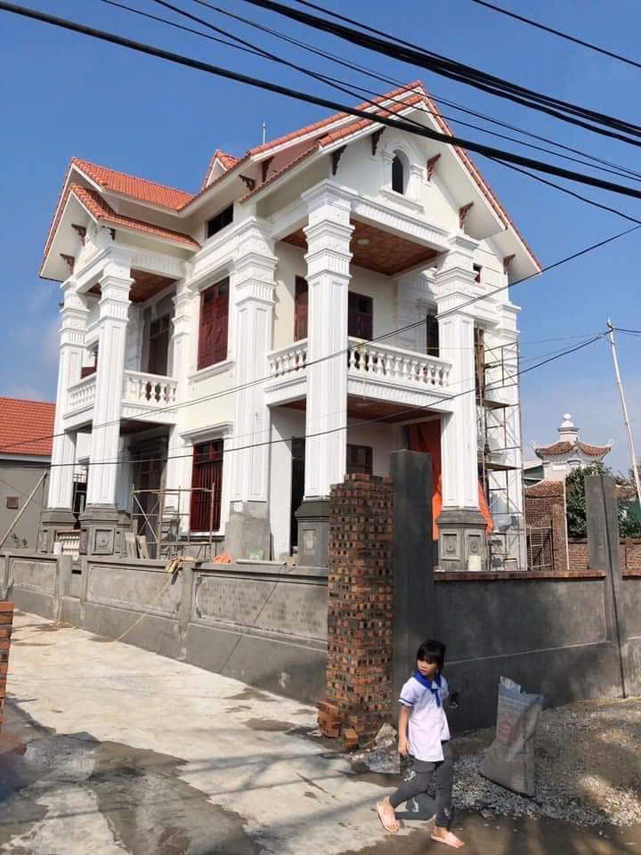 Mẫu nhà biệt thự tân cổ điển mái ngói - MNBTTCDMN