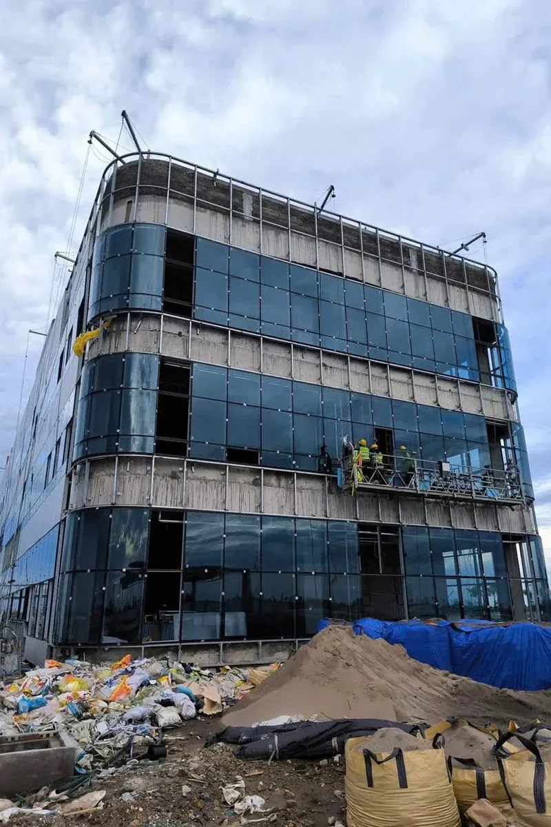 Hà Thành Home thi công vách kính văn phòng nhà xưởng tại Hà Nam